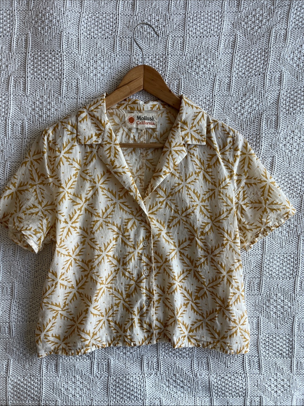 Mollusk California Surf Shop Aloha Shirt in Yellow Geometric Sz S